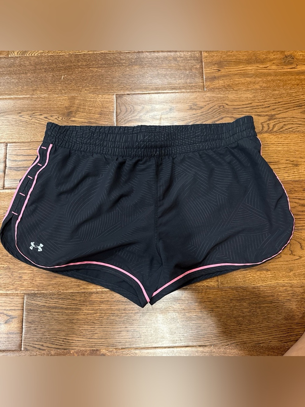 Women’s Medium Black Athletic Shorts with Pink Trim